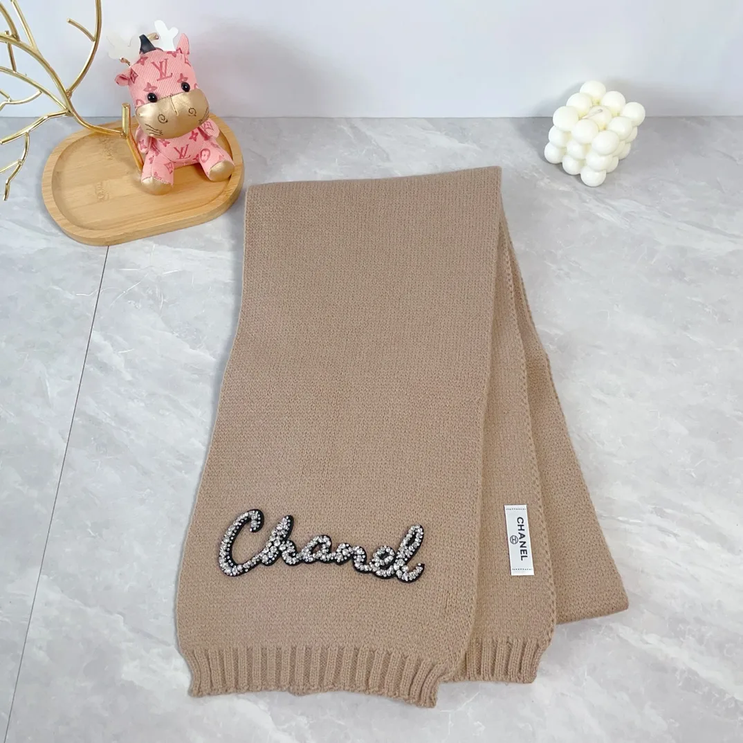 Chanel Wool Ribbed Embroidered Hat and Scarf Set in Beige · view 7