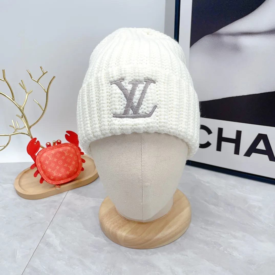 Louis Vuitton Wool Ribbed Embroidered Beanie in White · view 4