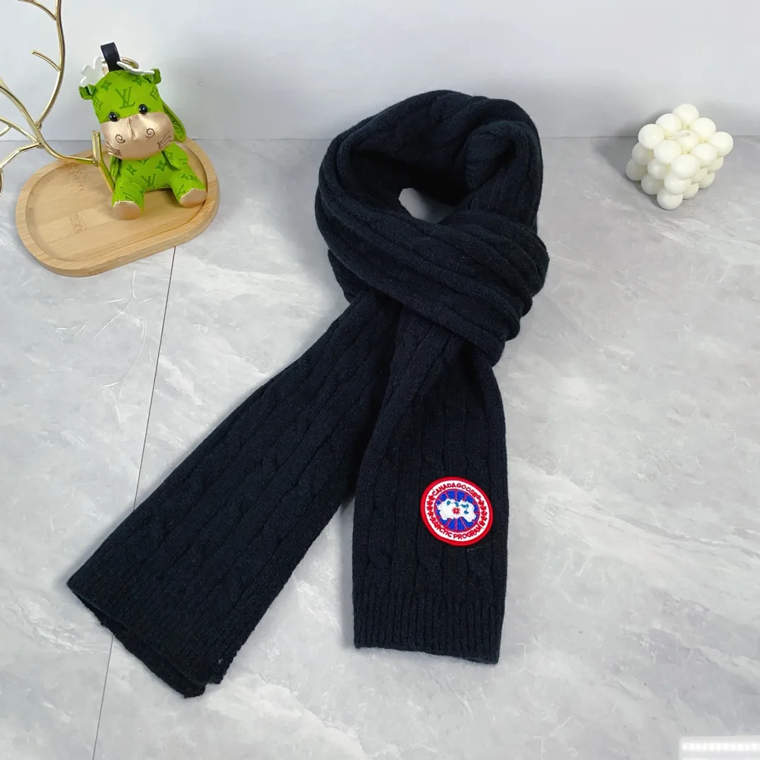 Canada Goose Wool Ribbed Hat Scarf and Gloves Set in Black · view 4