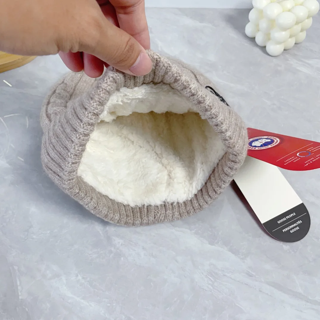 Canada Goose Wool Ribbed Hat Scarf and Gloves Set in Beige · view 8