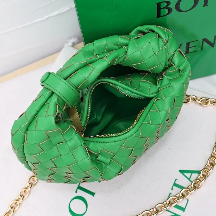 Bottega Veneta Woven Hobo Bag in Green · view 8