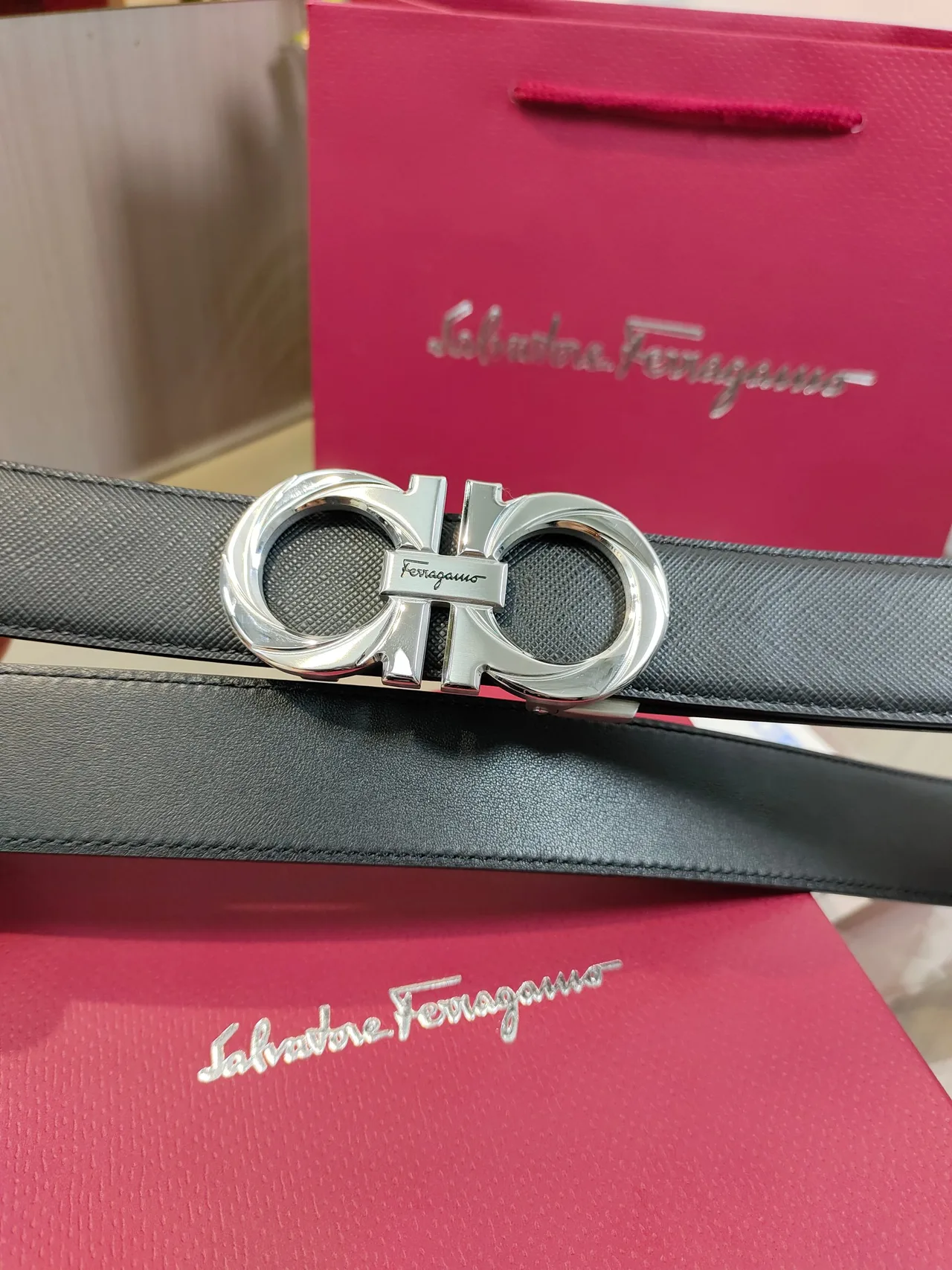 Ferragamo Calfskin Glossy Belt in Black · view 3