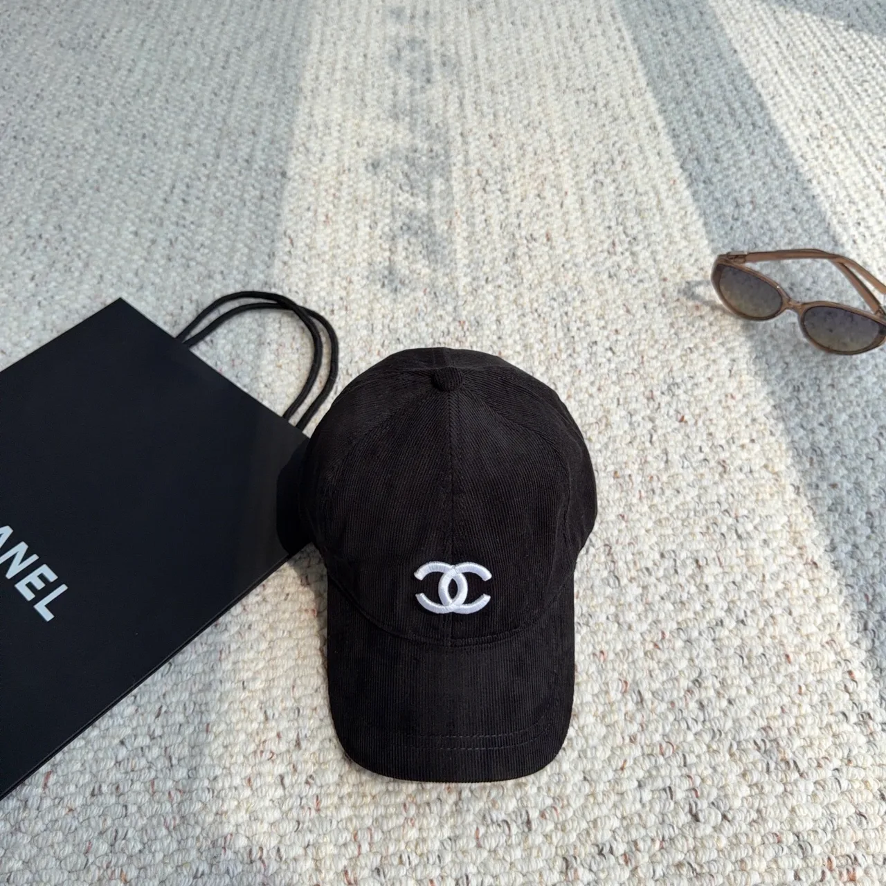 Chanel Baseball Cap in Black · view 1