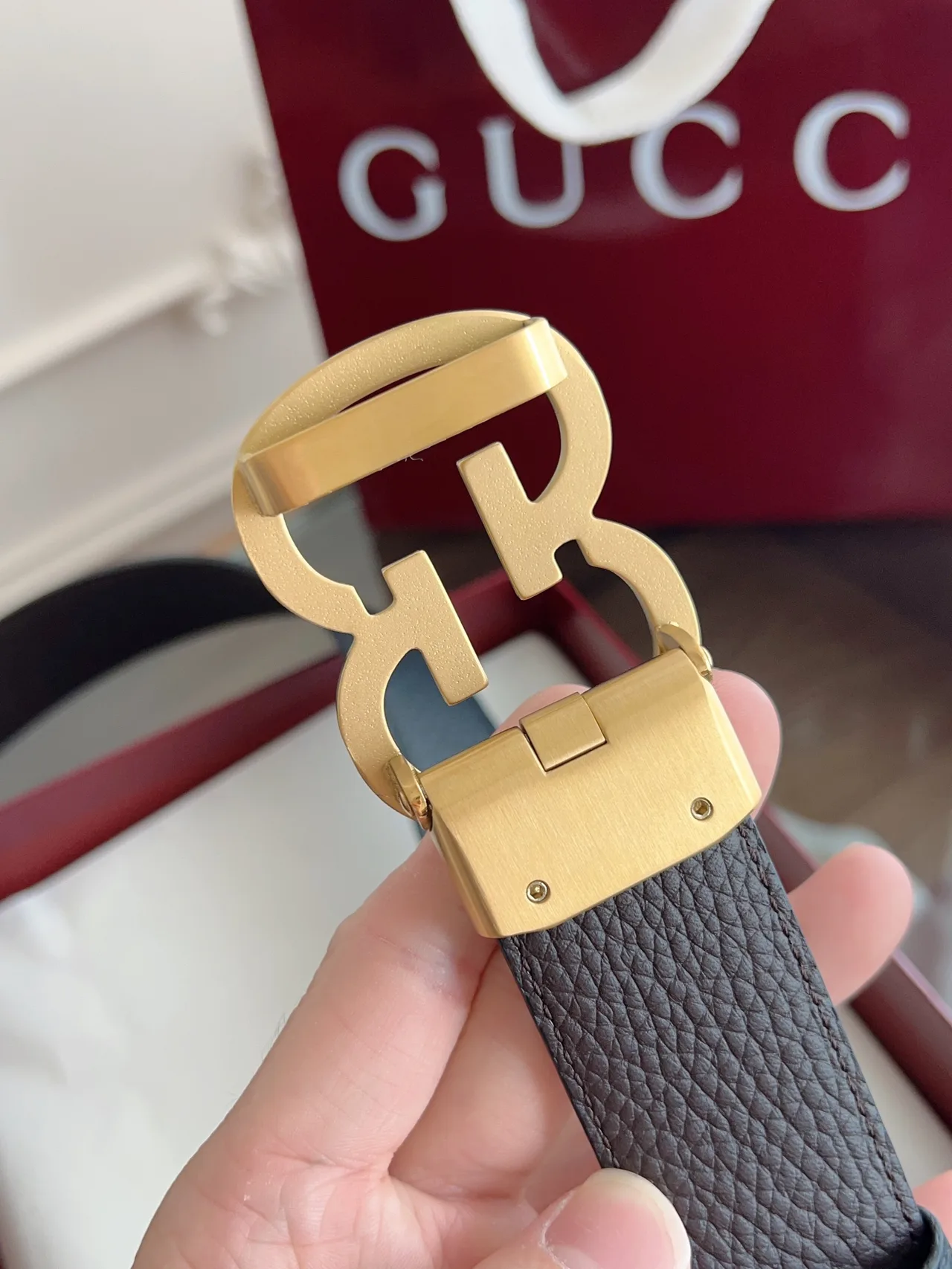 Gucci GG buckle belt in Black · view 6
