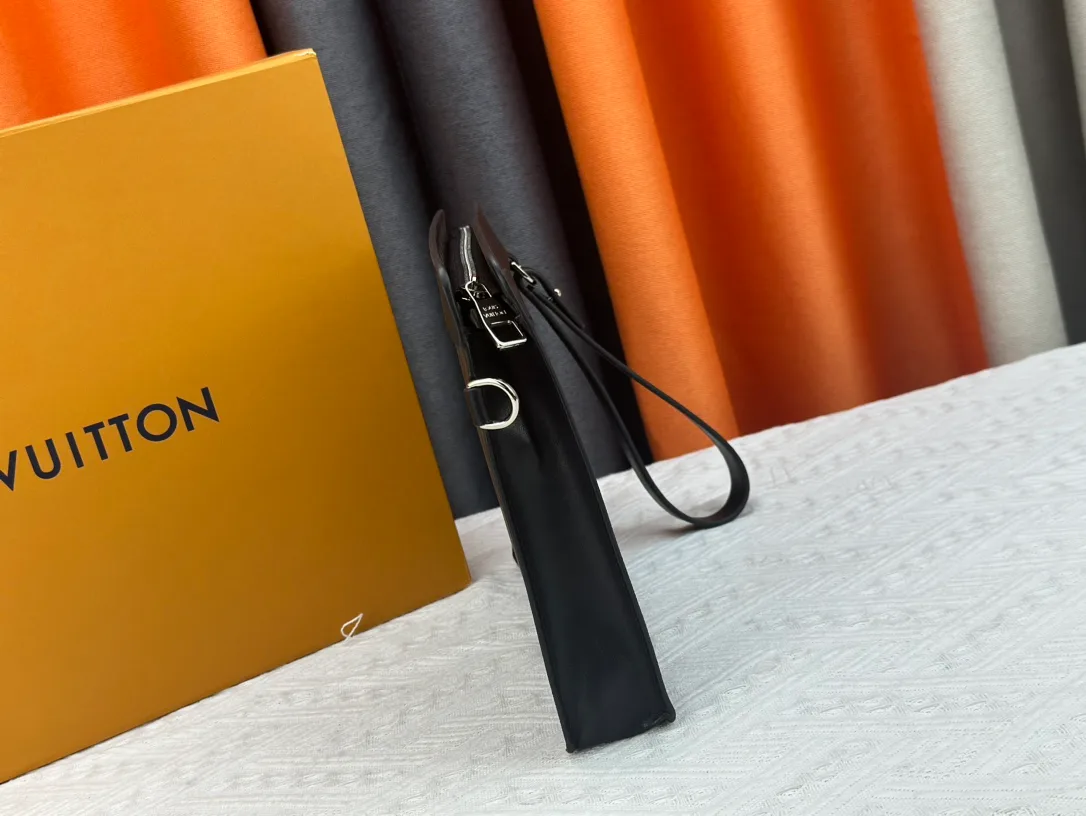 Louis Vuitton Canvas Monogram Clutch in Grey · view 4