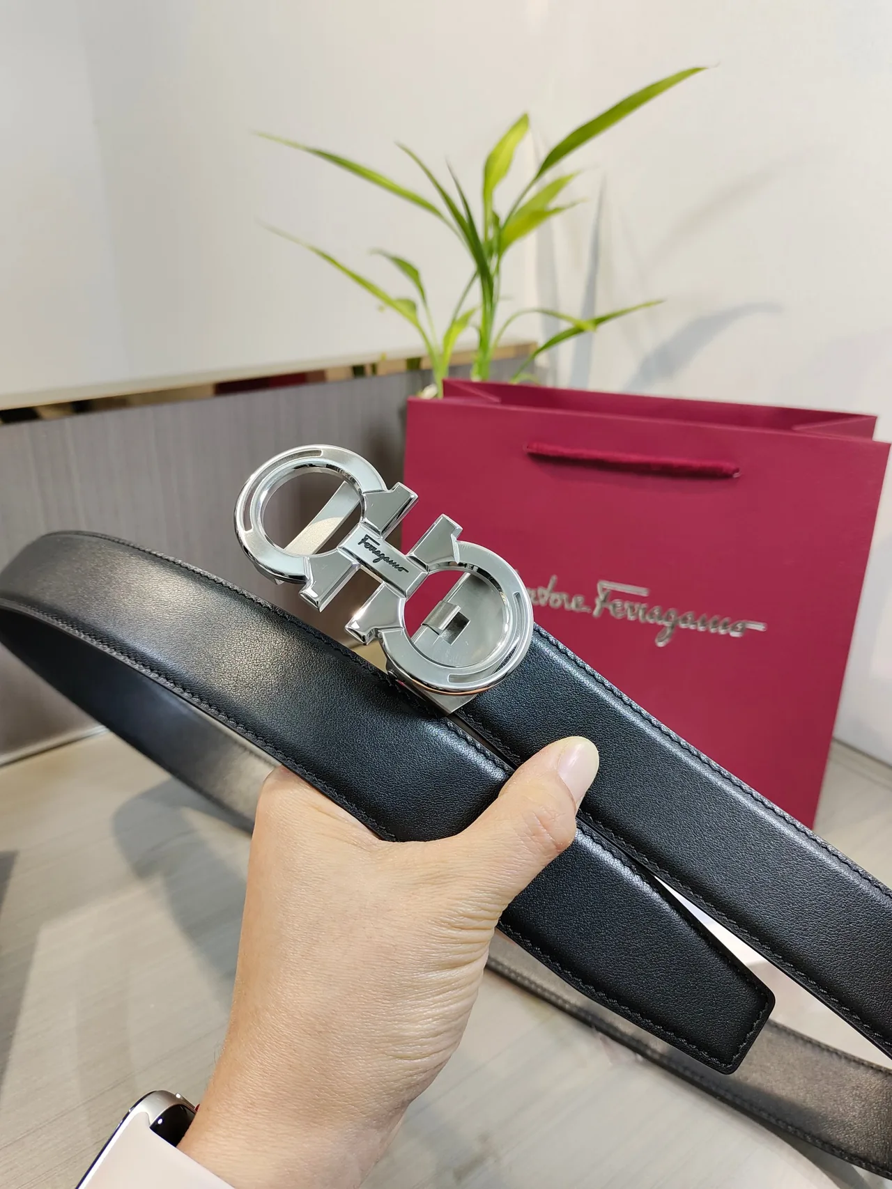 Ferragamo Calfskin Glossy Belt in Black · view 4