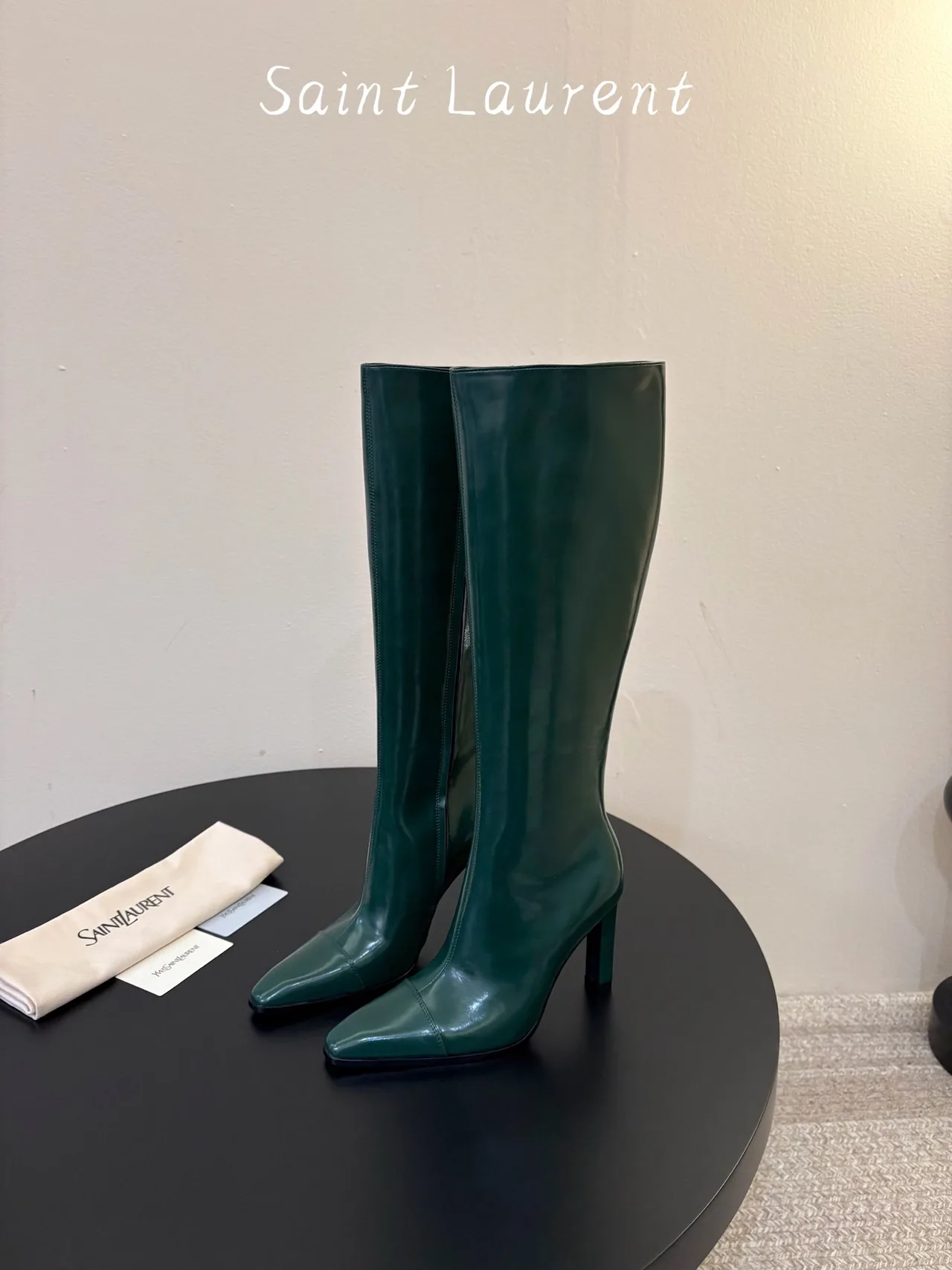 Saint Laurent Cowhide Sheepskin Glossy Pointed-Toe Knee-High Boots in Green · view 5
