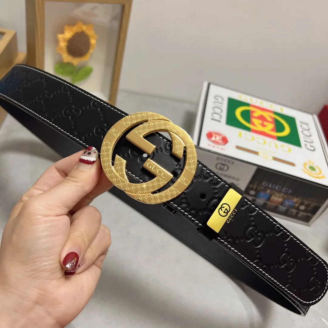 Gucci Cowhide Belt in Black · view 5