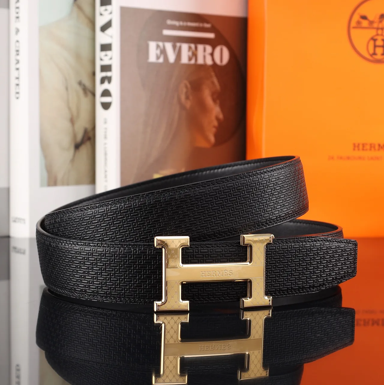 Hermes H automatic belt in Black · view 4