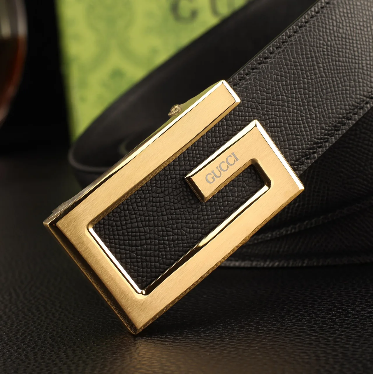 Gucci Rectangular G automatic belt in Black · view 7