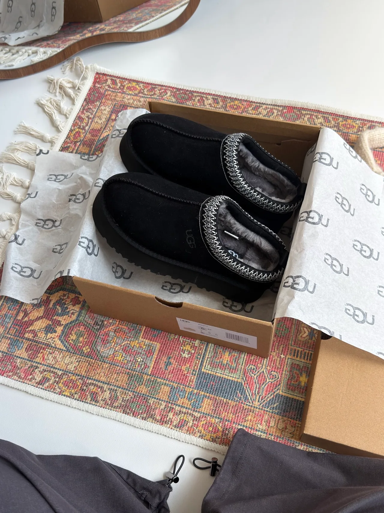 UGG Slippers in Black · view 2