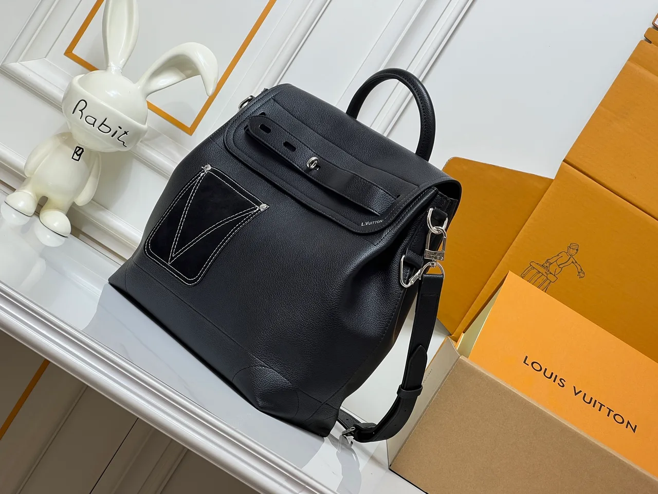Louis Vuitton Cowhide Smooth Top-Handle Bag in Black · view 3