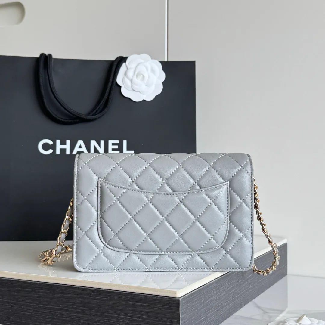 Chanel Calfskin Quilted Clutch in Grey · view 3