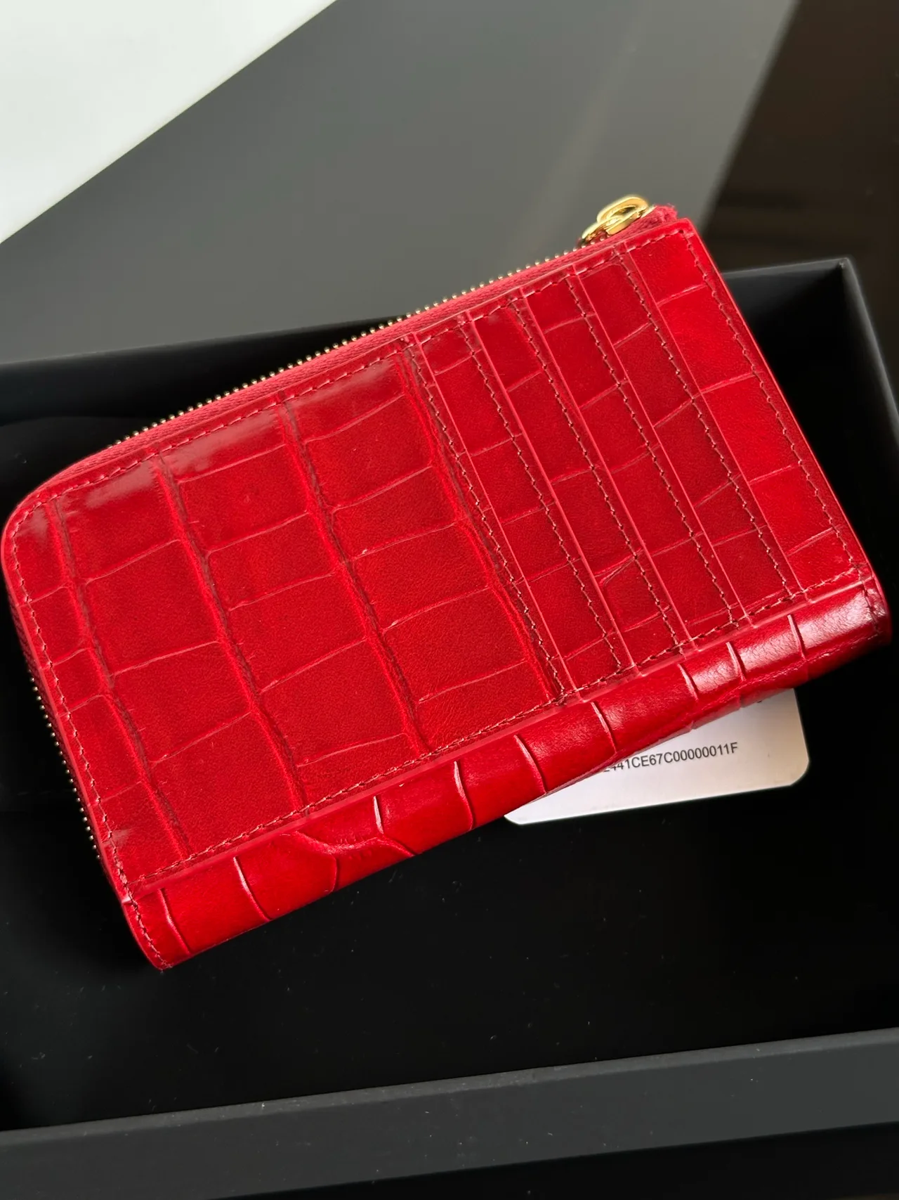Chanel Glossy Wallet in Red · view 5