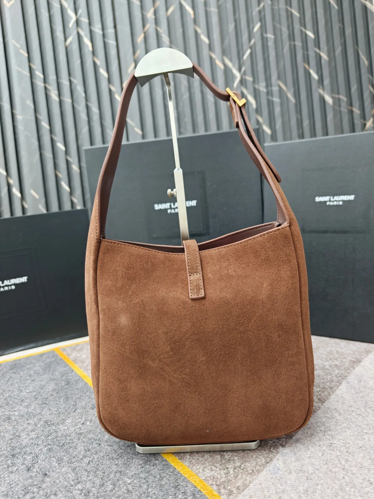 Saint Laurent Hobo Bag in Brown · view 3