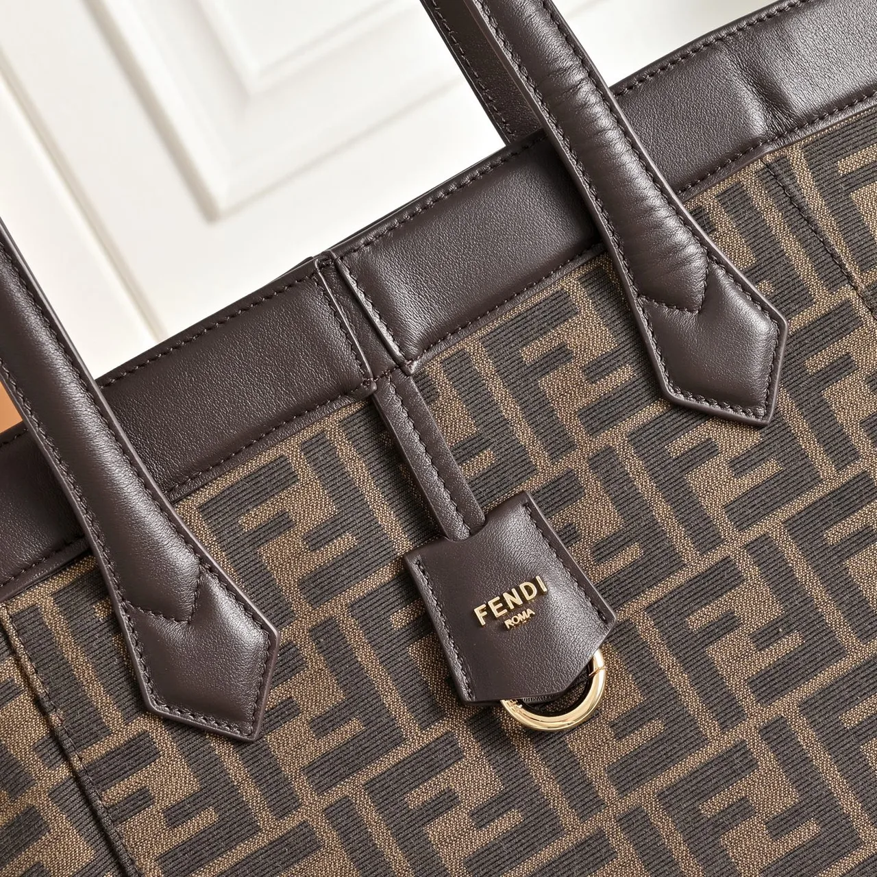 Fendi Smooth Tote in Brown · view 4