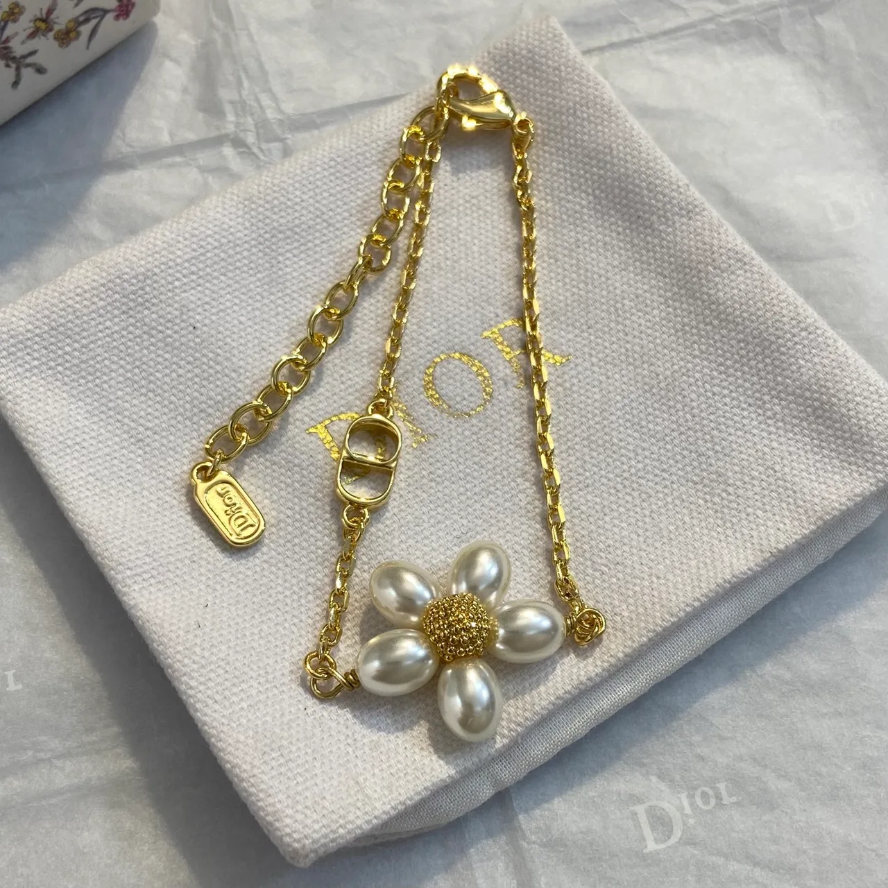 Dior Pearl Flower Bracelet in Gold · view 1