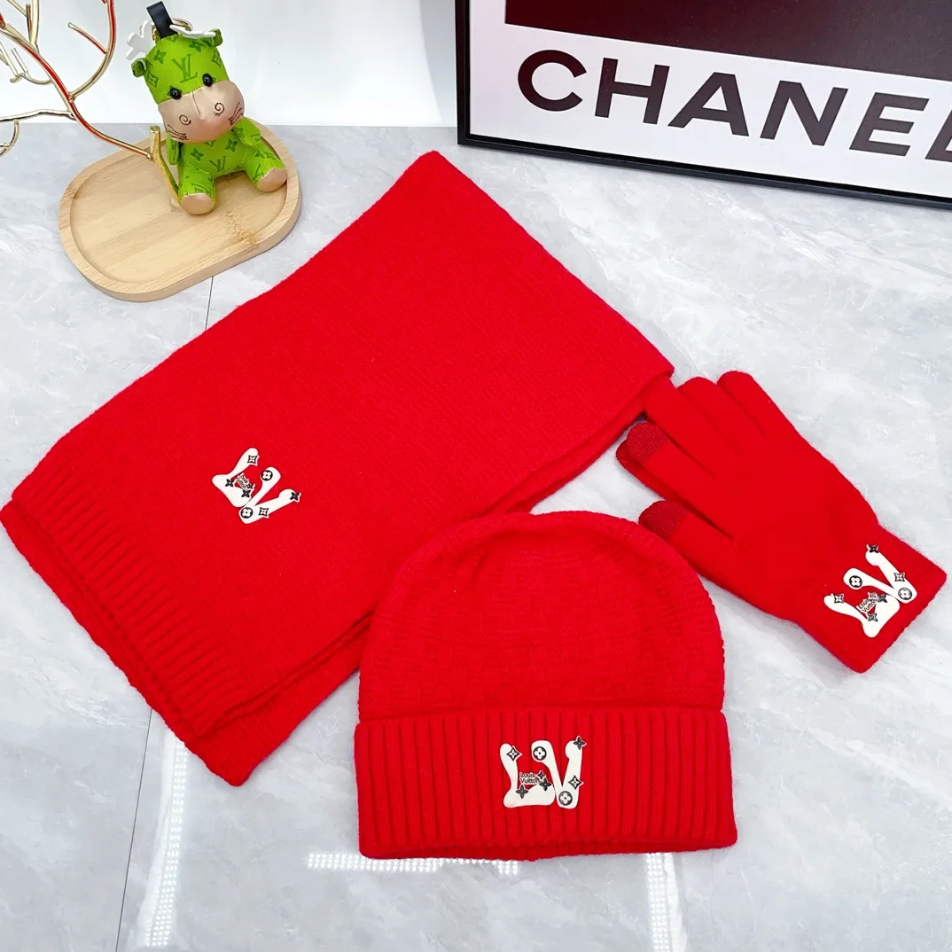 Louis Vuitton 50% Wool 50% Acrylic Ribbed Hat, Scarf and Gloves Set in Red · view 2