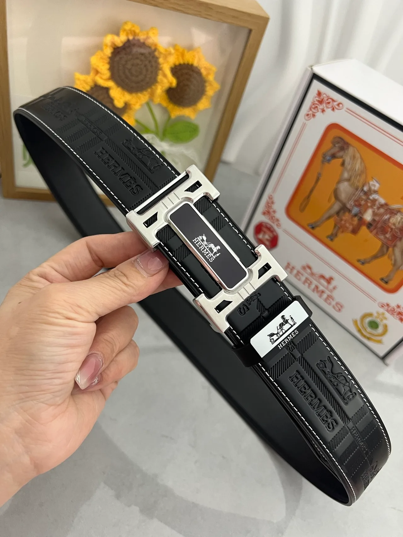 Hermes Rectangle Buckle Belt in Black · view 5