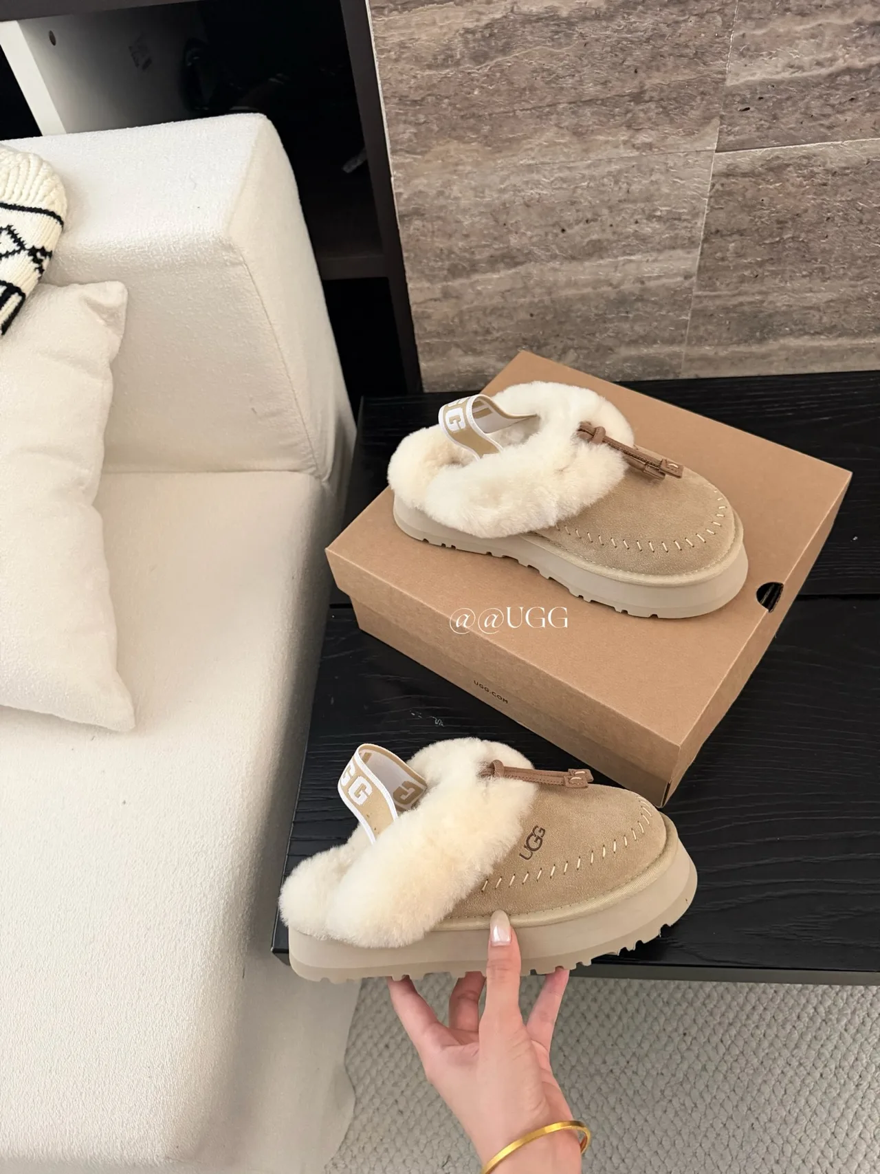 UGG Cowhide Wool Smooth Slippers in Beige · view 5