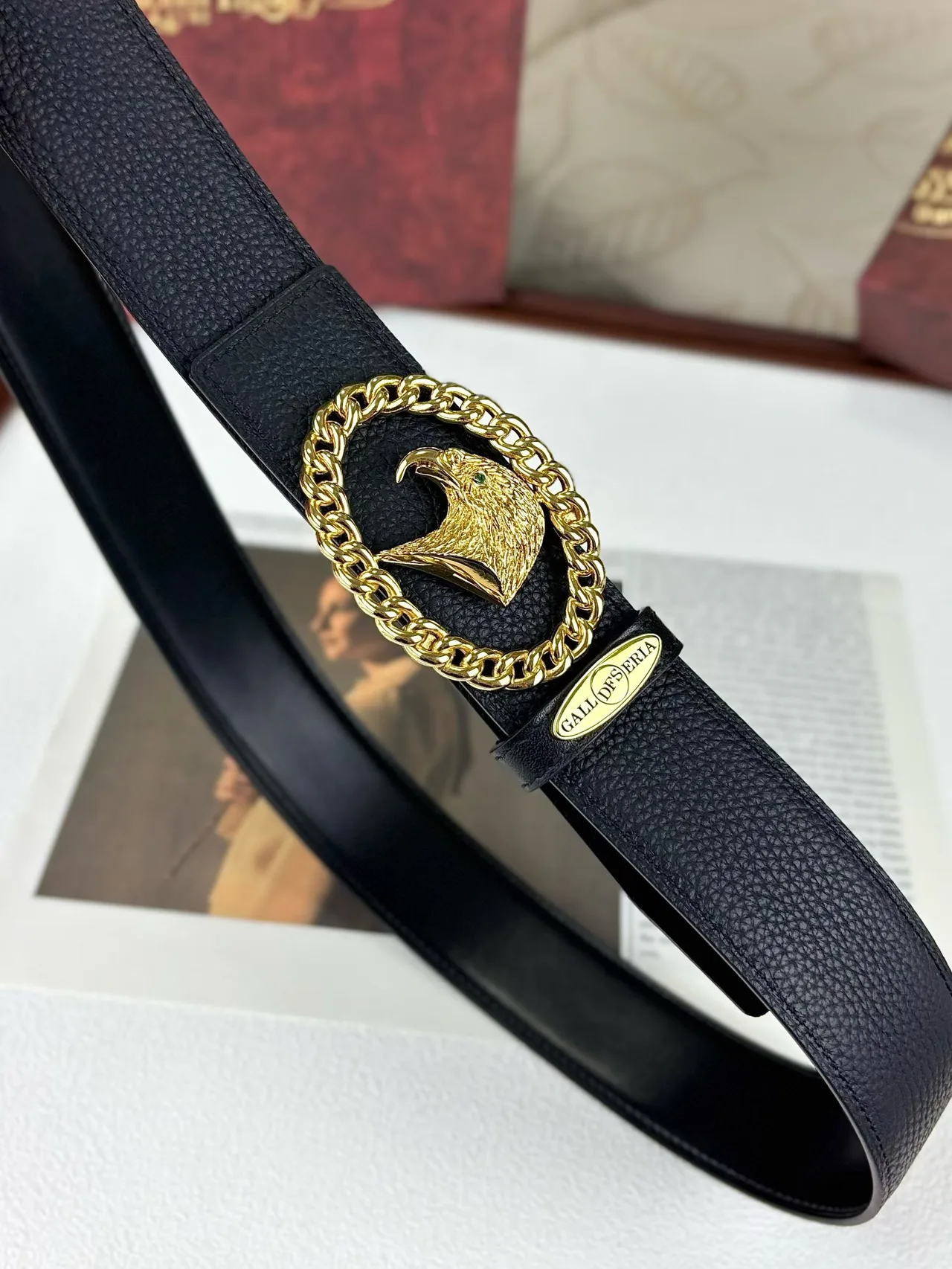 GALLDESERIA Eagle Buckle Belt in Black · view 6