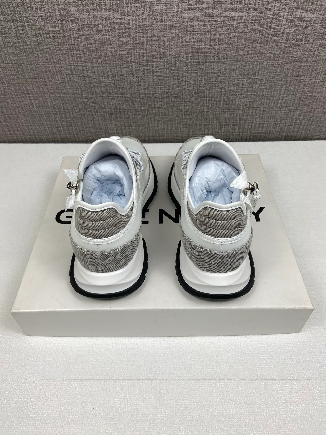 Givenchy Smooth Sneakers in White · view 3