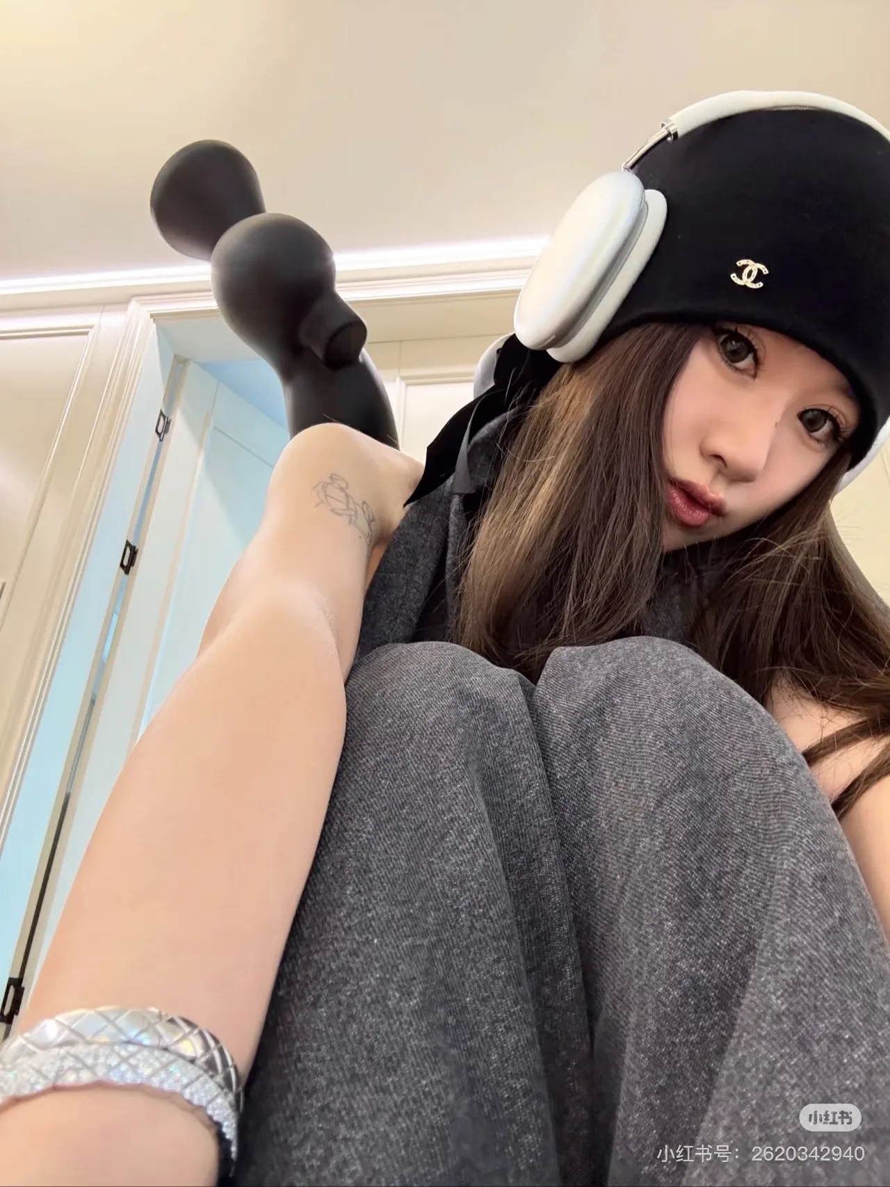 Chanel Wool Ribbed Beanie in Black · view 3