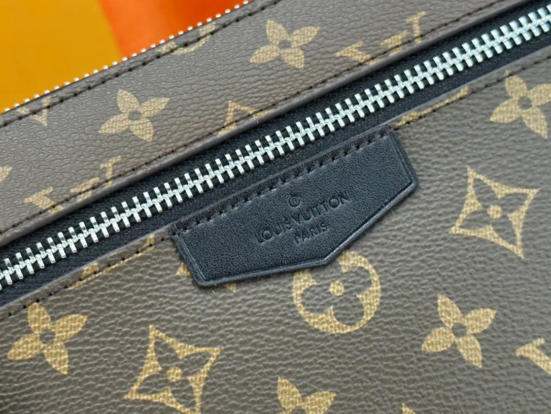 Louis Vuitton Canvas Clutch in Brown · view 5