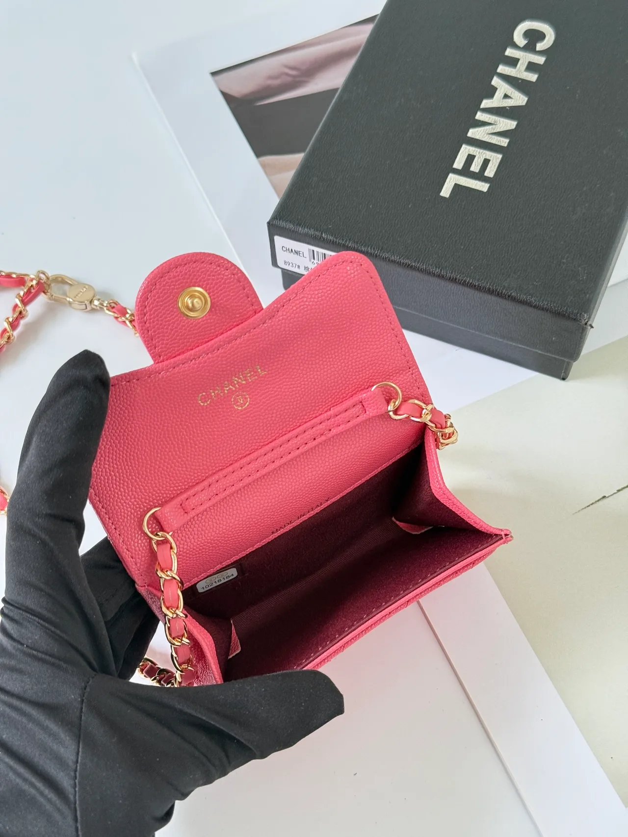 Chanel Quilted Handbag in Pink · view 6