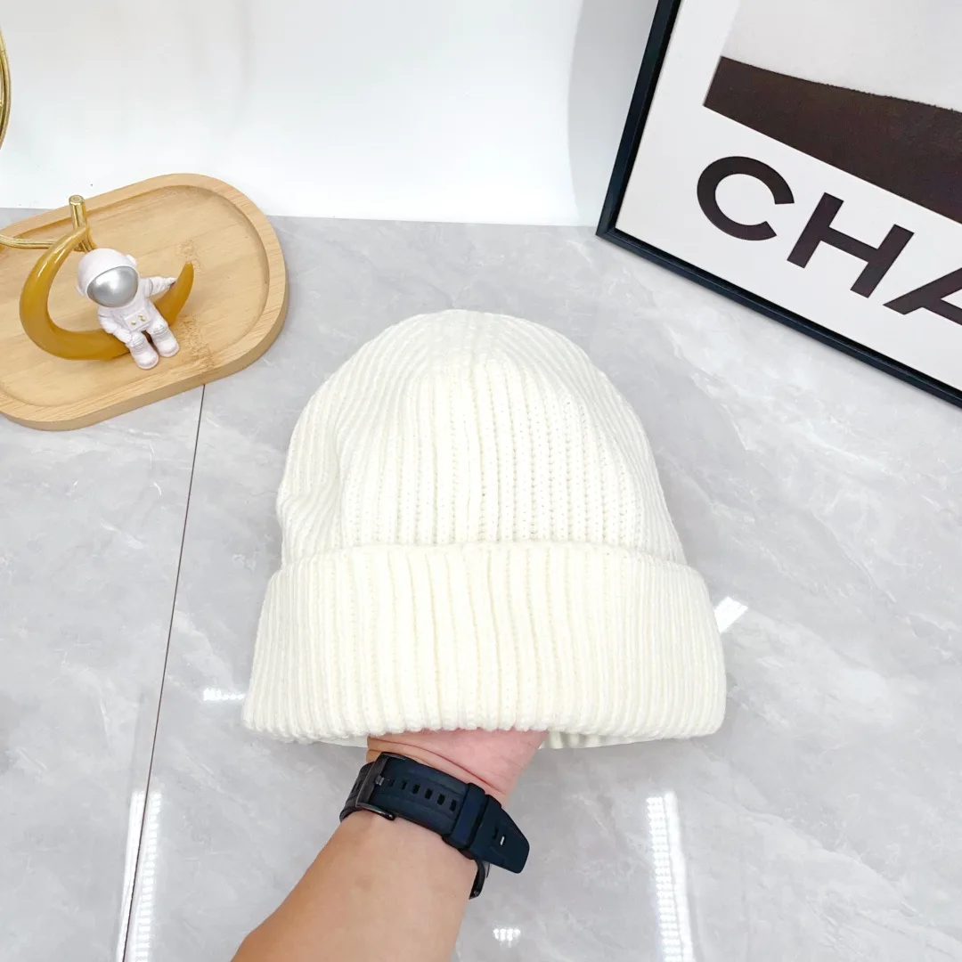 Prada Beanie in White · view 8