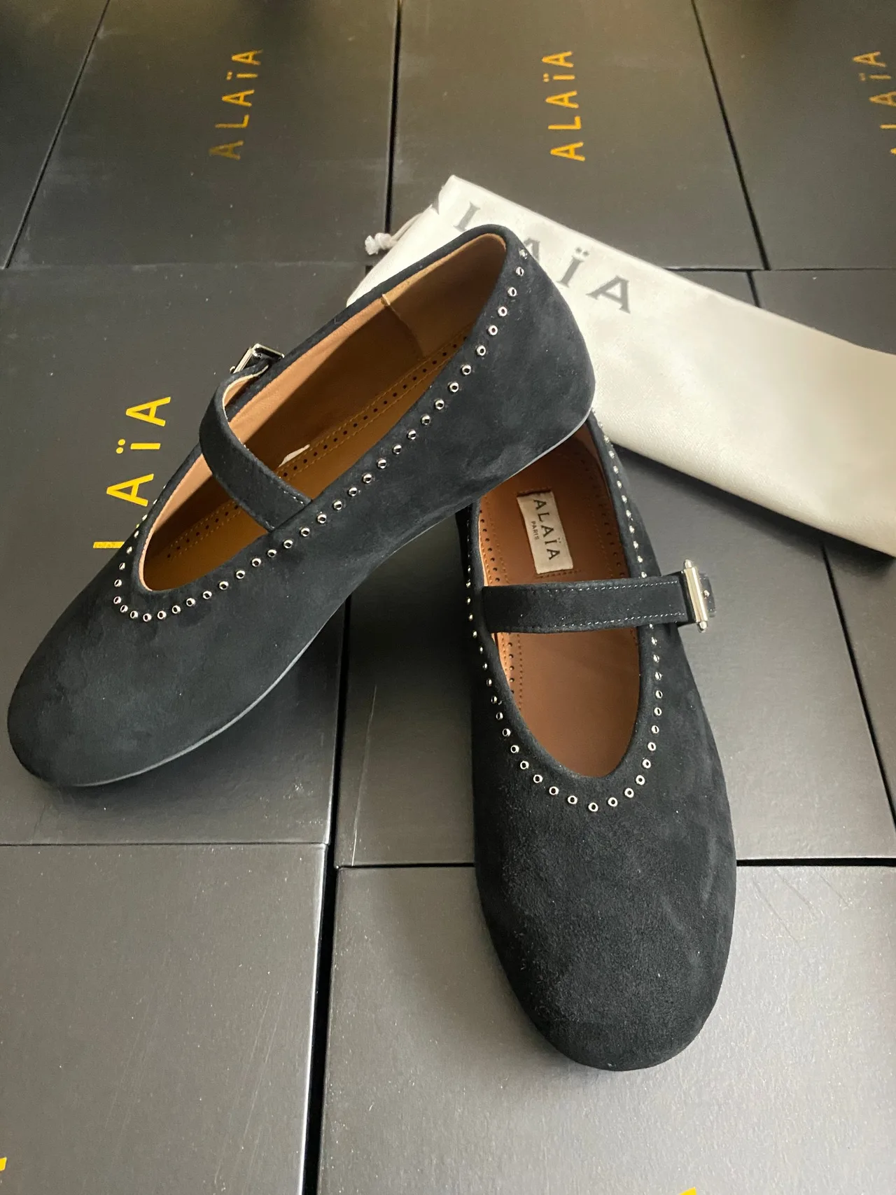 Alaia Cowhide Sheepskin Suede-Look Buckle Ballet Flats in Black · view 4