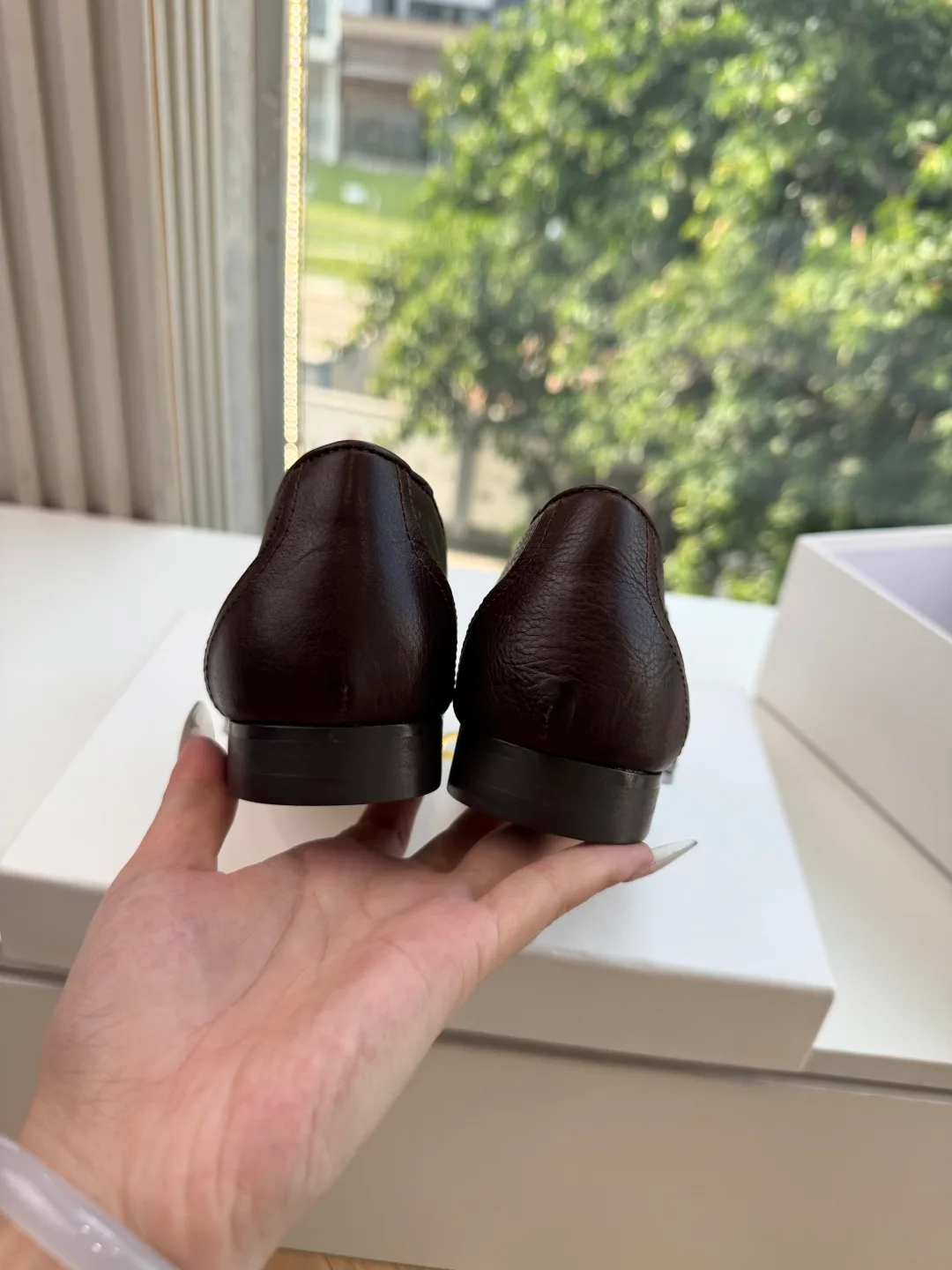 The Row Cowhide Glossy Round-Toe Tassel Loafers in Brown · view 8