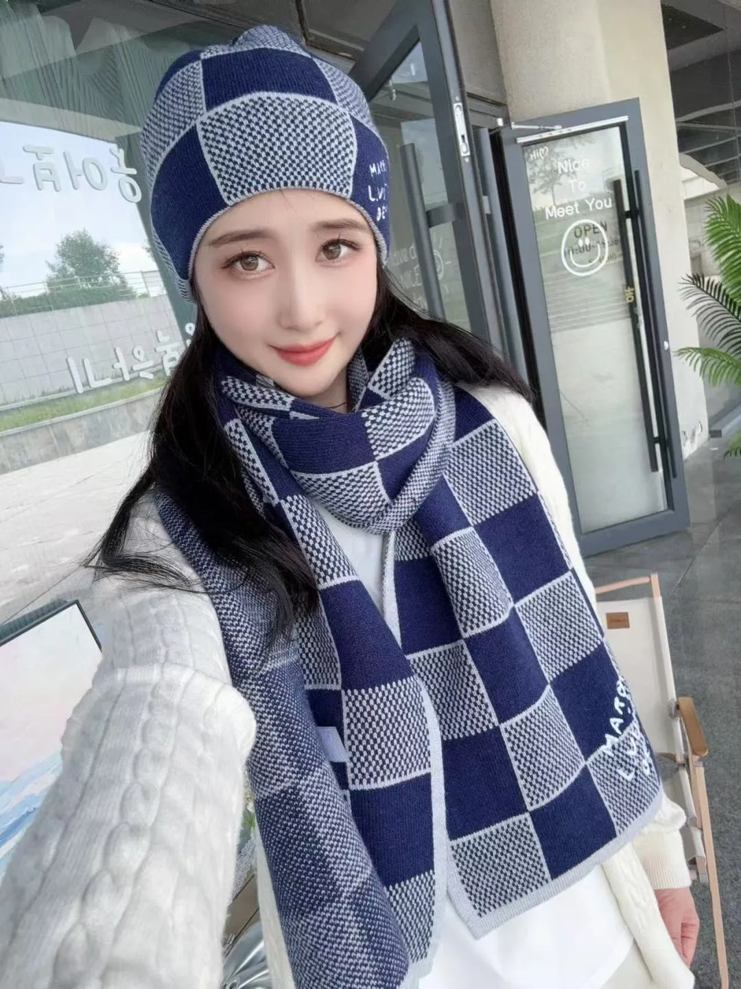 Louis Vuitton Wool Cashmere Embroidered Check Beanie and Scarf Set in Blue · view 2