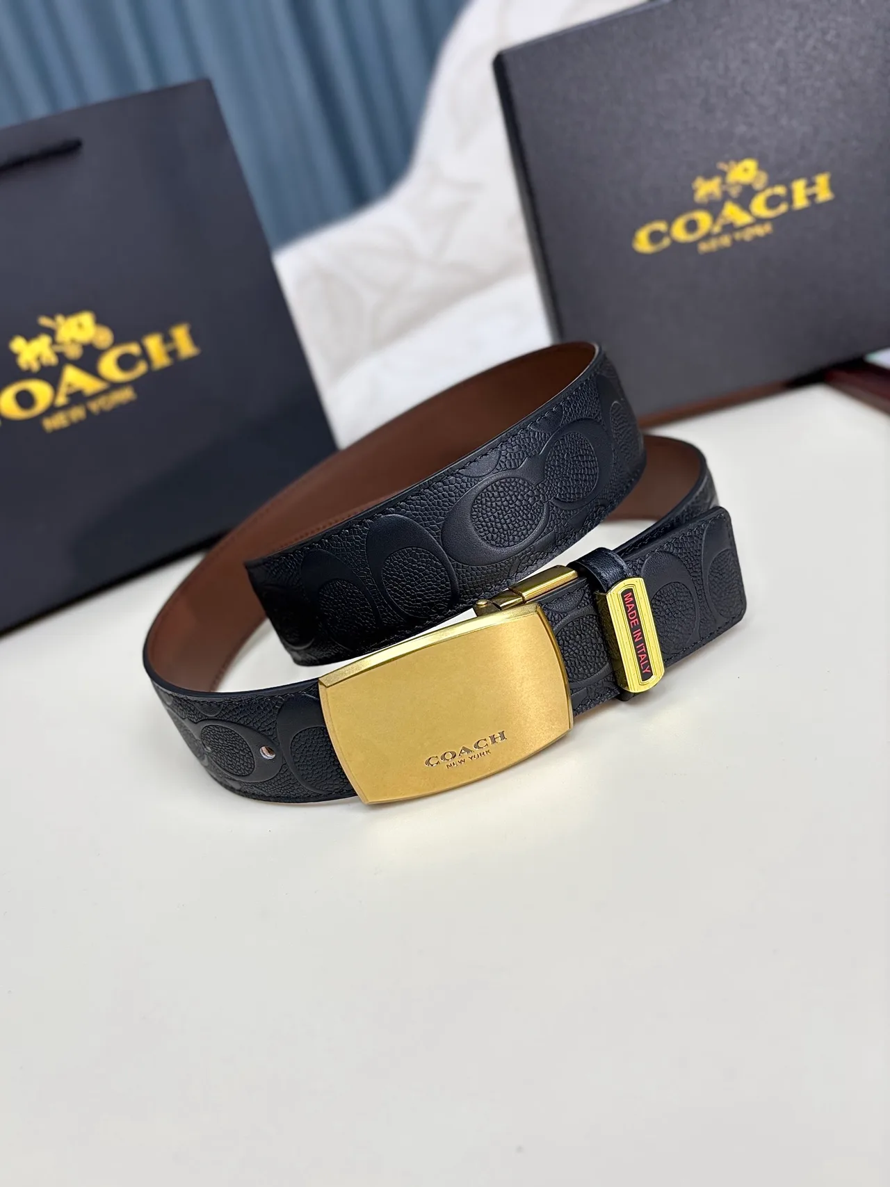 Coach Logo-pattern plate buckle belt in Black & Brown · view 8