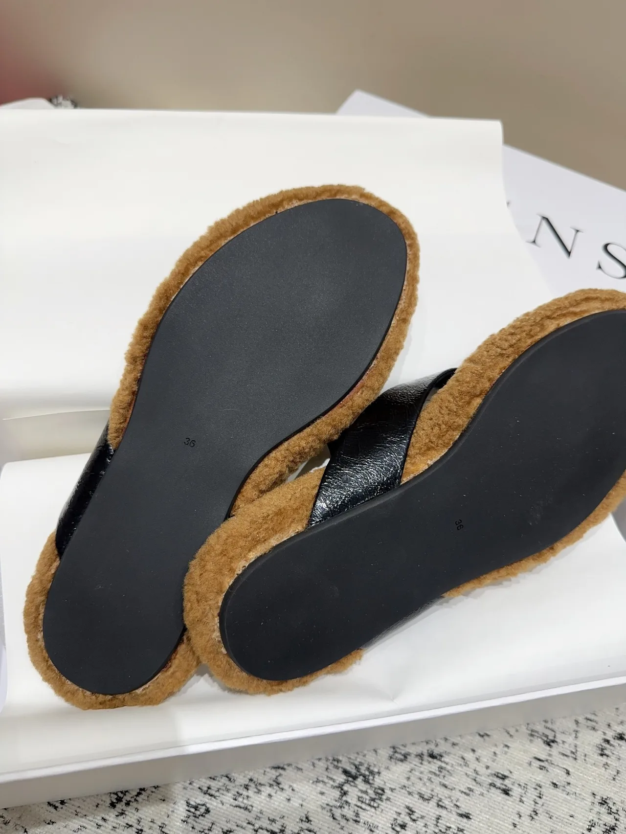 Senso Fleece Thong Sandals in Brown · view 8