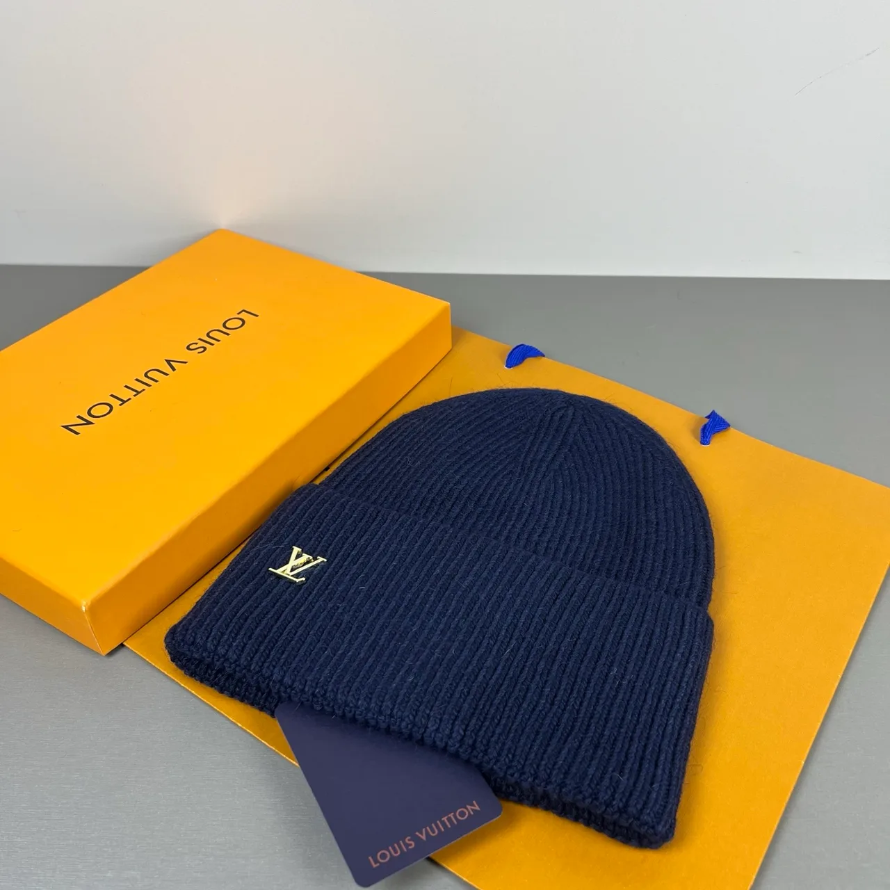 Louis Vuitton Small-logo knit beanie in White & Blue · view 5