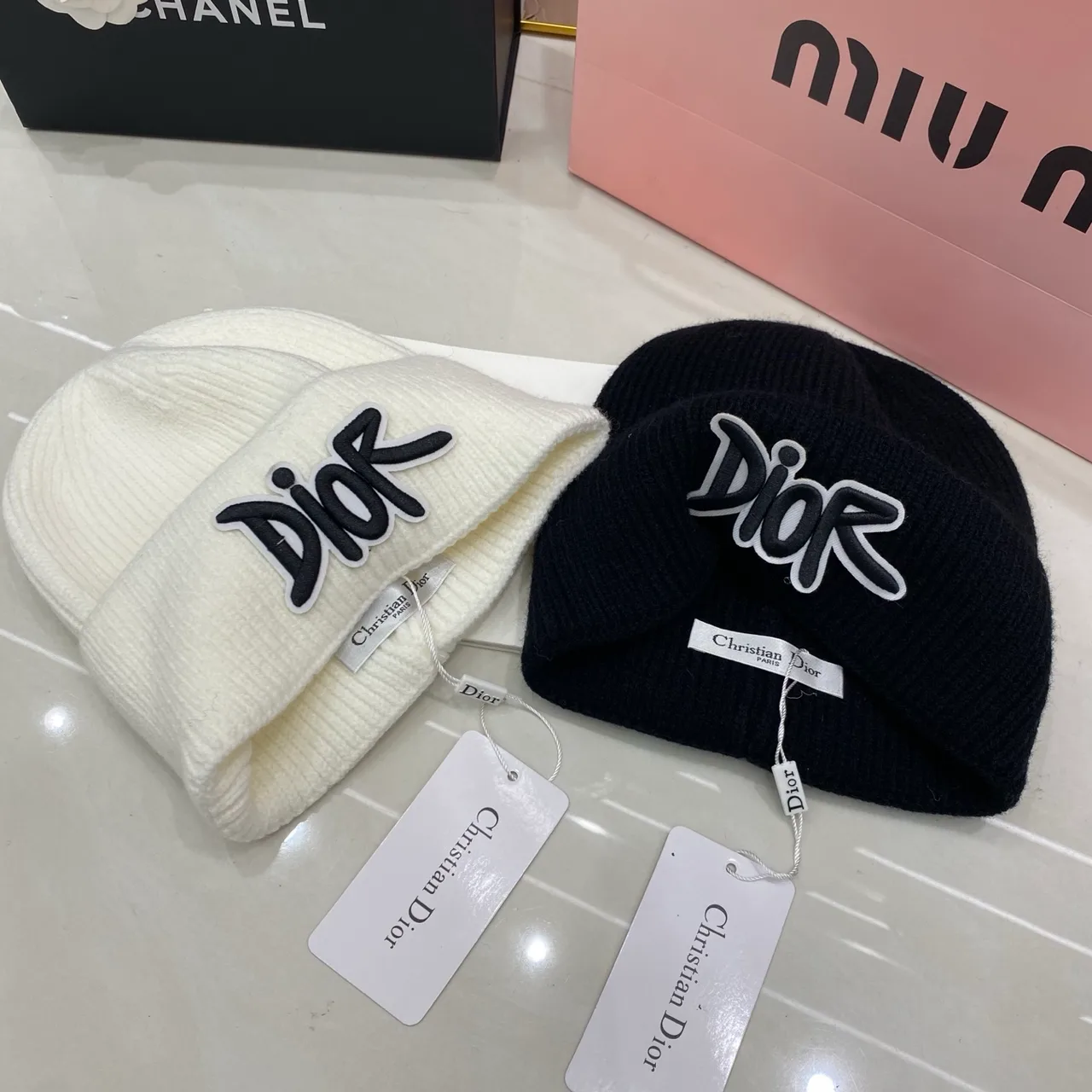 Dior Logo knit beanie in Black & White · view 8