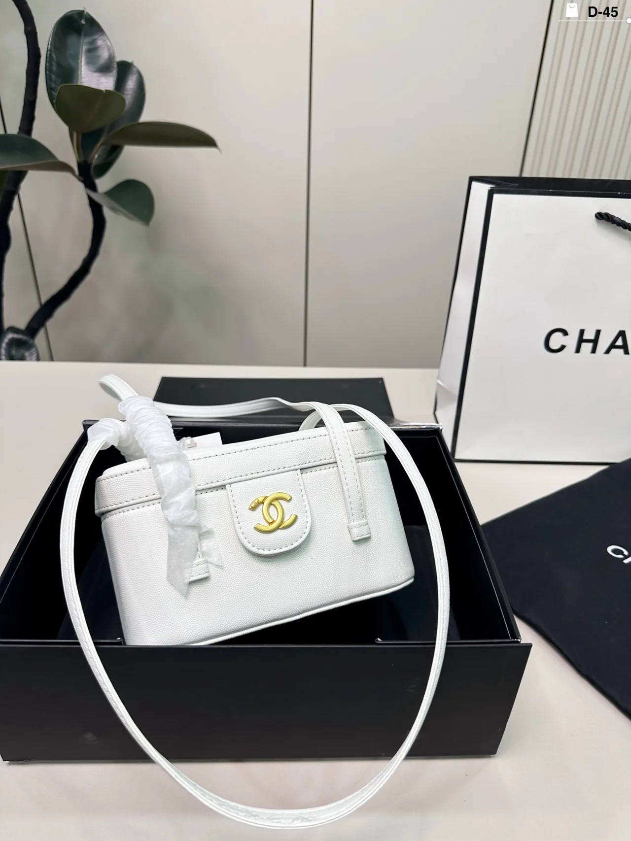 Chanel Mini Flap Bag in Black / Beige / Blue / Pink / White / Yellow · view 5