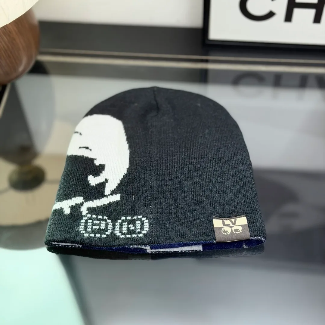 Louis Vuitton Graphic knit beanie in Black & Brown · view 5