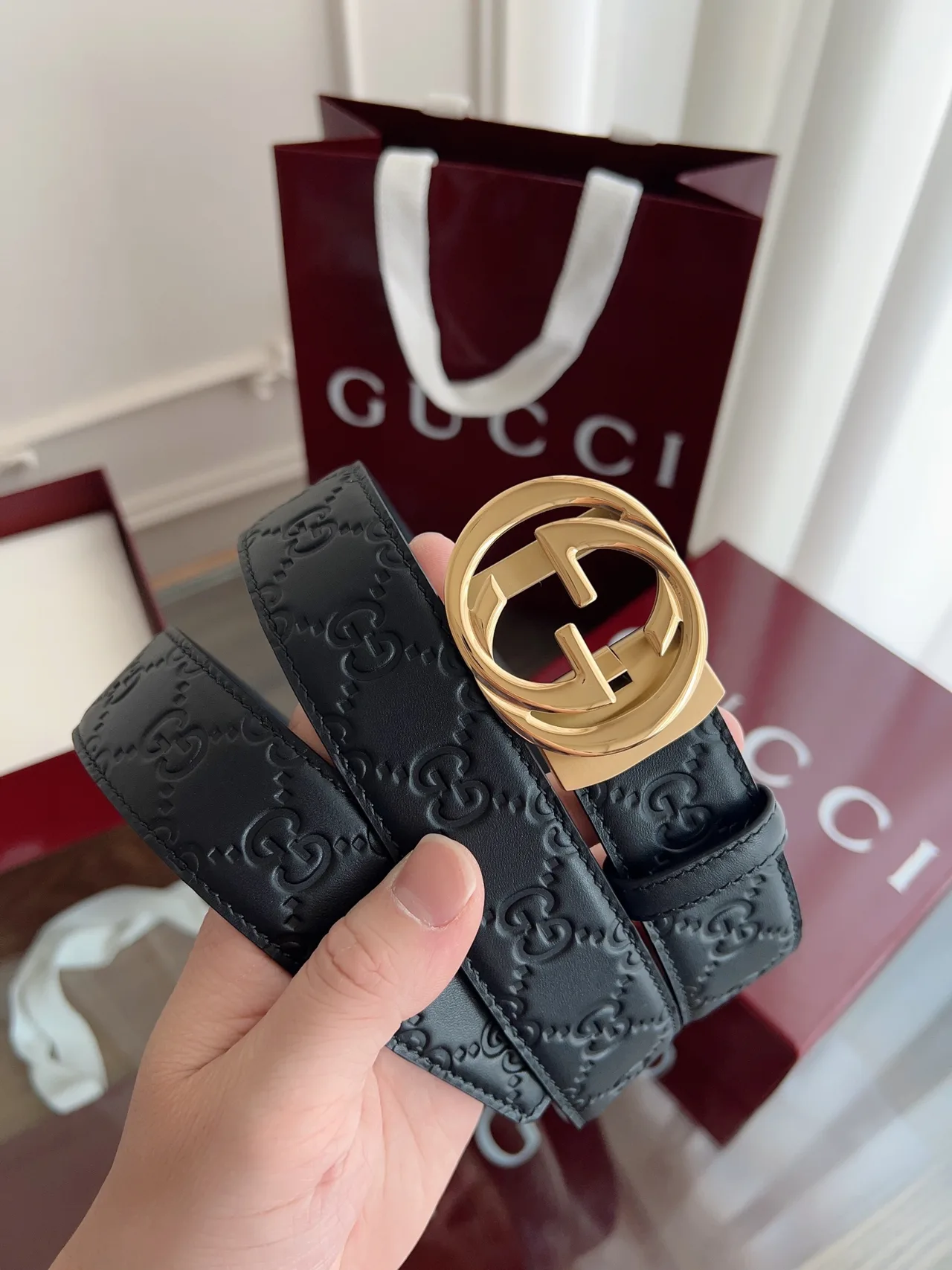 Gucci Cowhide GG Automatic Belt in Black · view 2