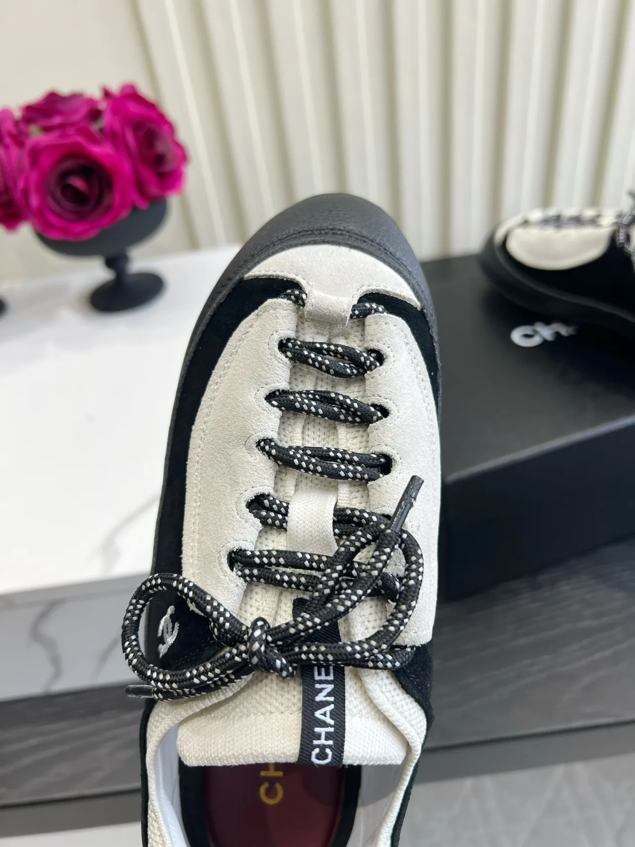 Chanel Cowhide Smooth Sneakers in Black · view 7