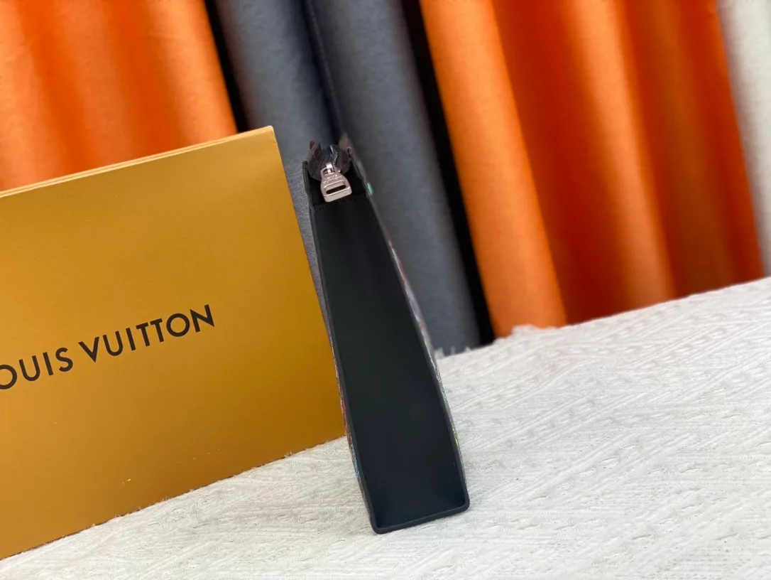 Louis Vuitton Canvas Smooth Clutch in Black · view 4