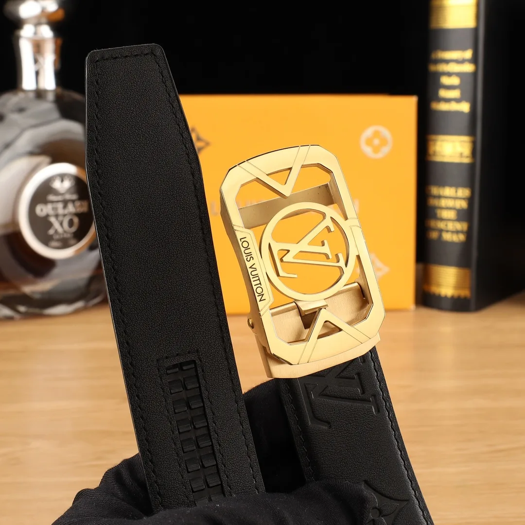 Louis Vuitton Monogram rectangular automatic belt in Black · view 6