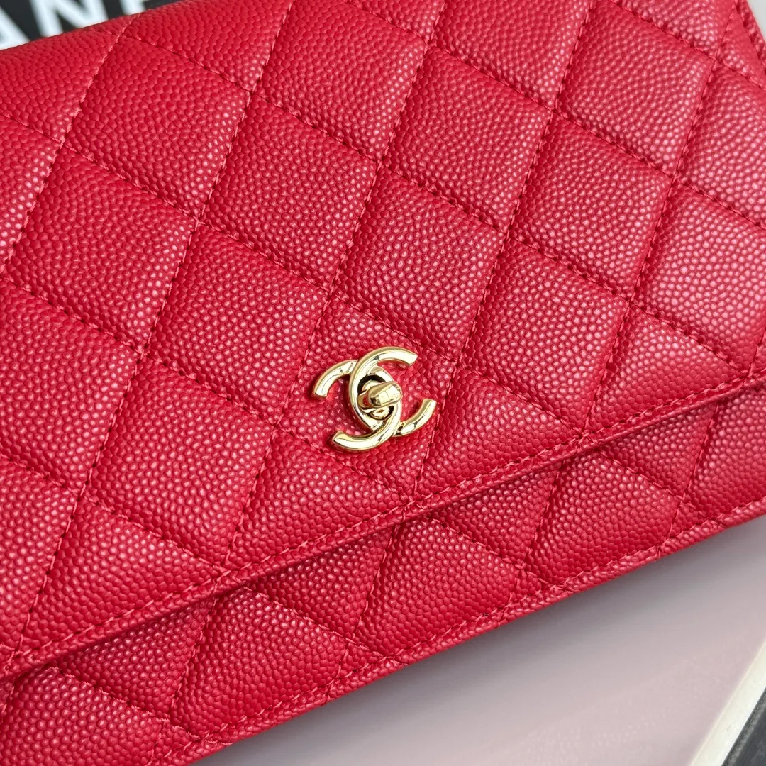 Chanel Calfskin Quilted Clutch in Red · view 6