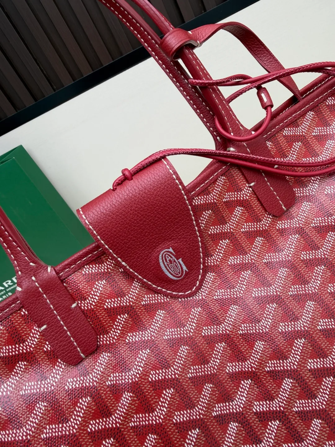 Goyard Canvas Smooth Tote in Red · view 4