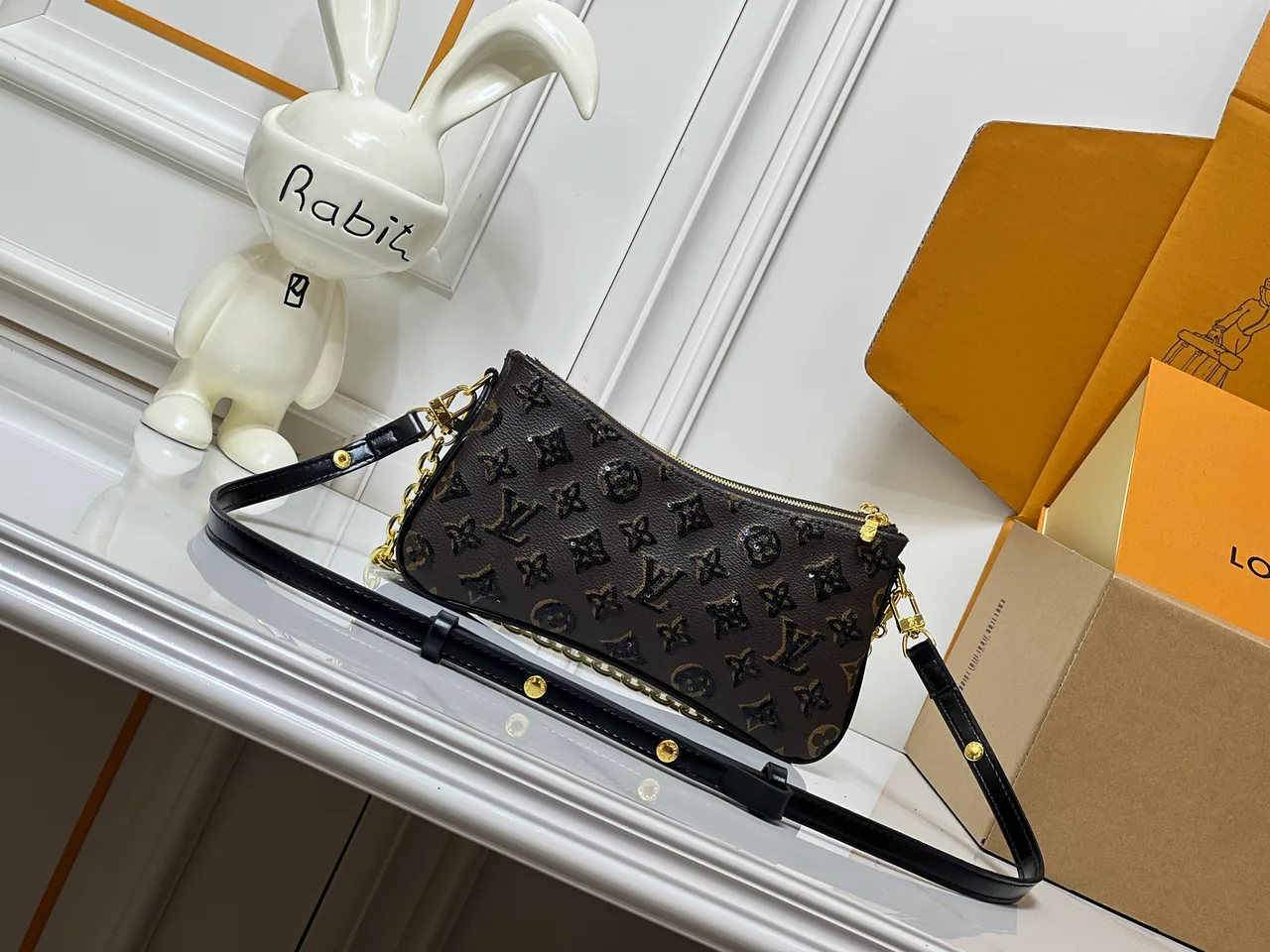 Louis Vuitton Denim Shoulder Pouch in Black · view 4