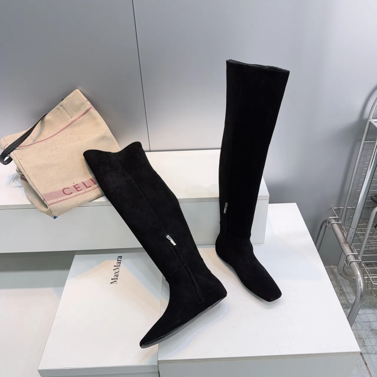 Max Mara Glossy Suede-Look Pointed-Toe Knee-High Boots in Black · view 7