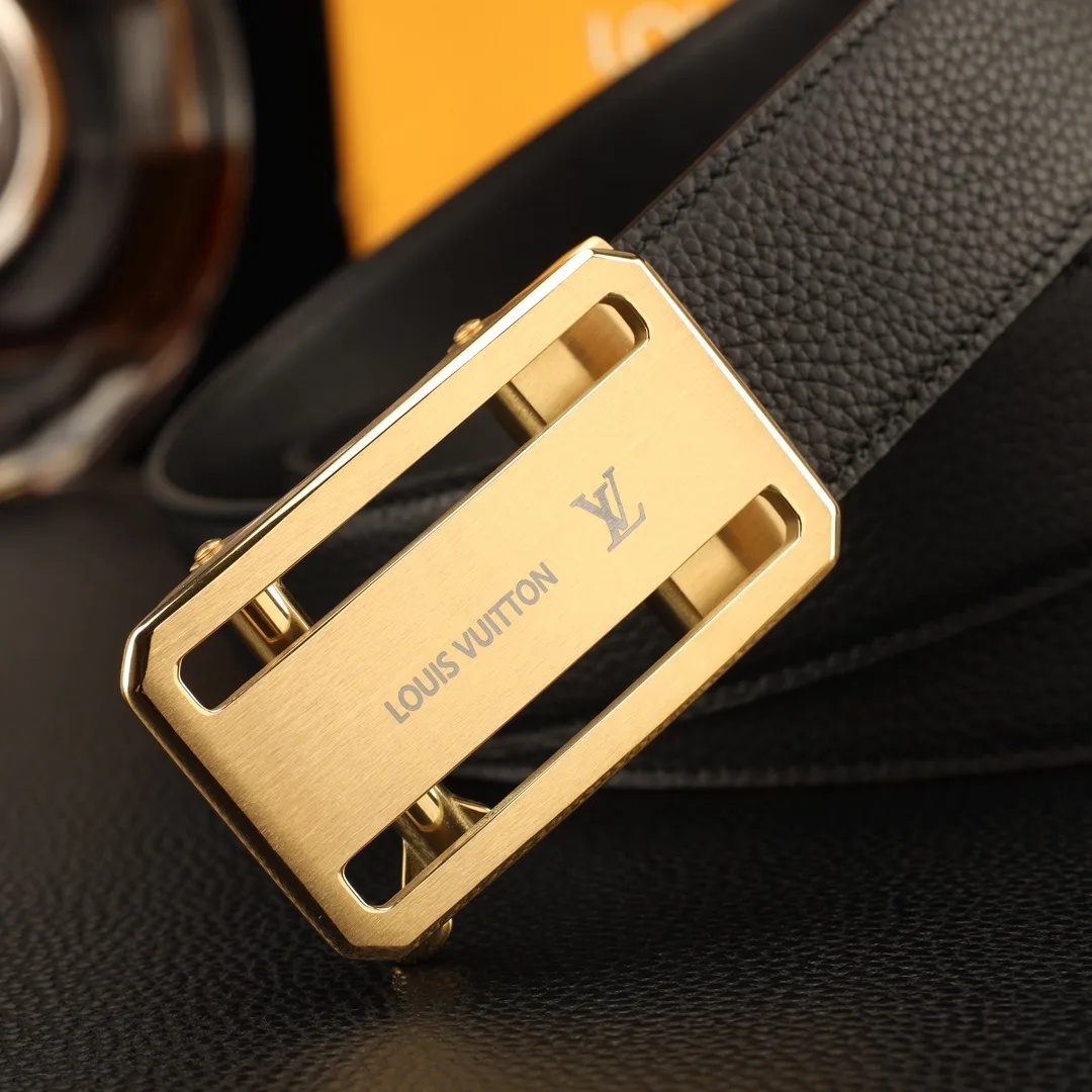 Louis Vuitton Automatic Belt in Black · view 7