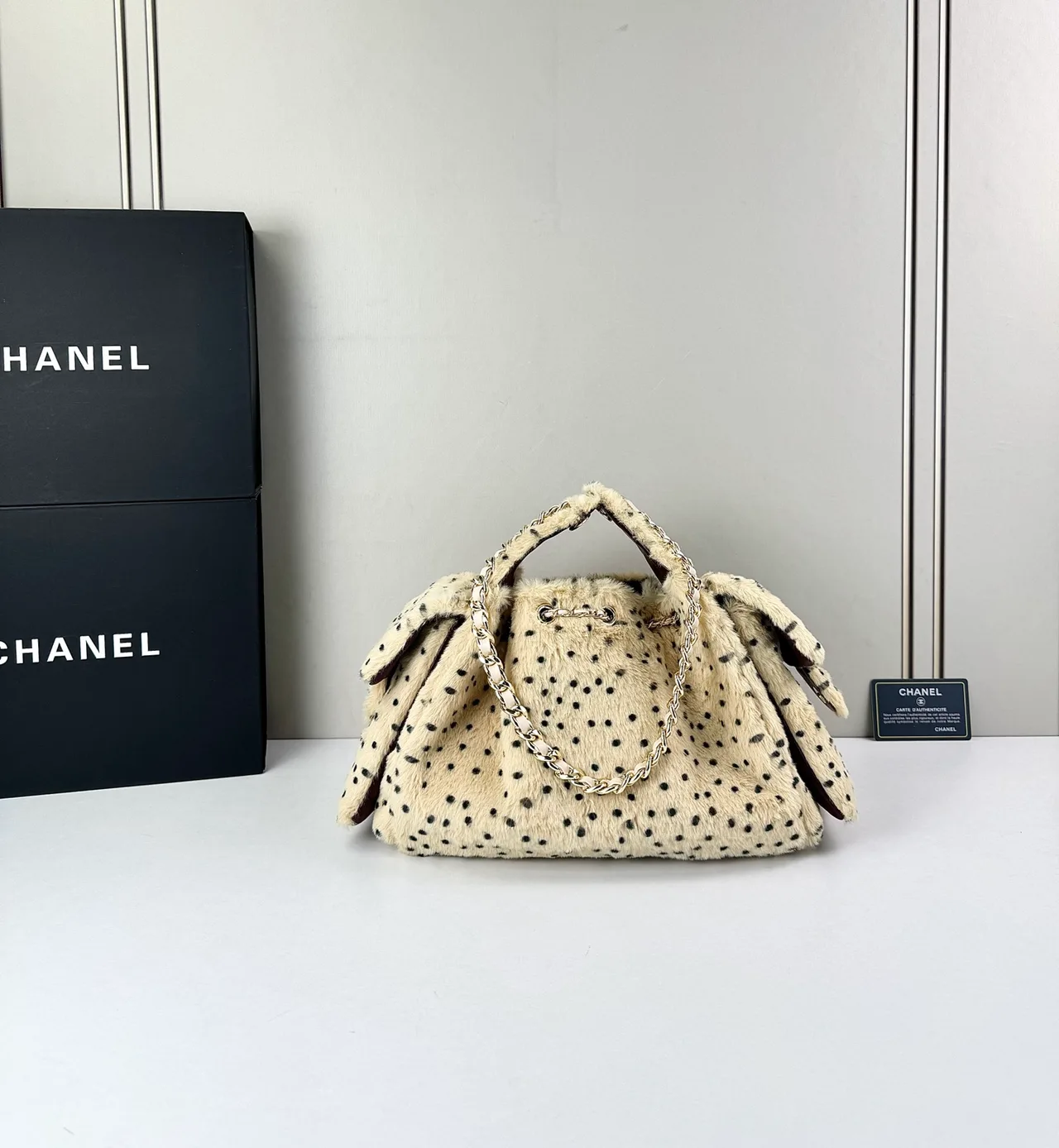 Chanel Drawstring Bucket Bag in White · view 1