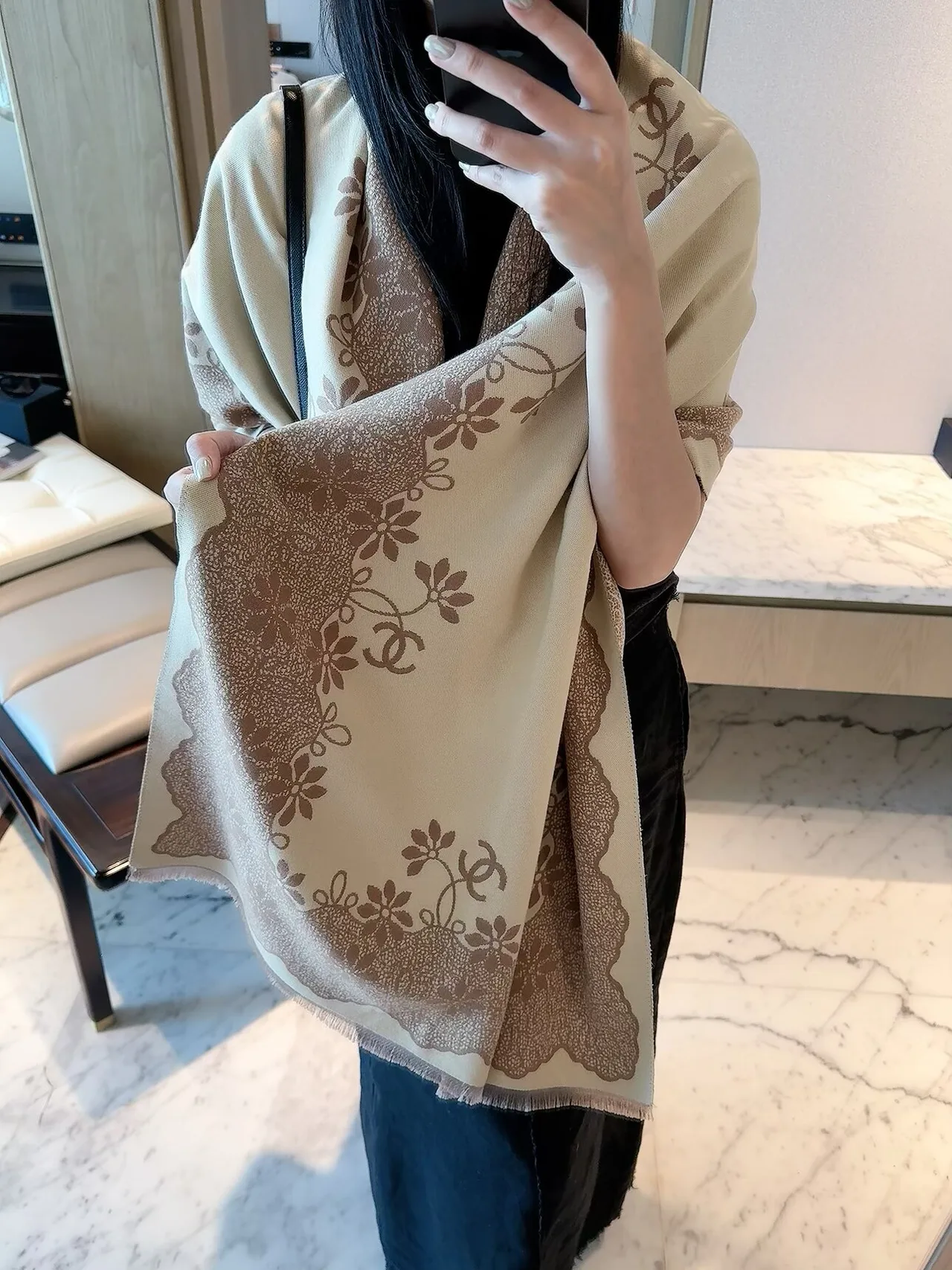 Chanel Reversible Scarf in Beige & Grey · view 4